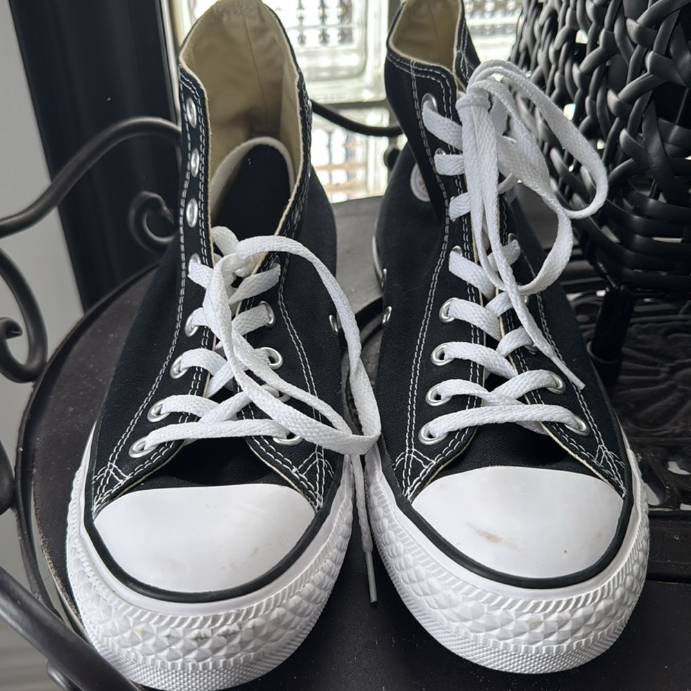 CONVERSE - Special Edition Honda Chuck Talyors - Picture 2 of 6